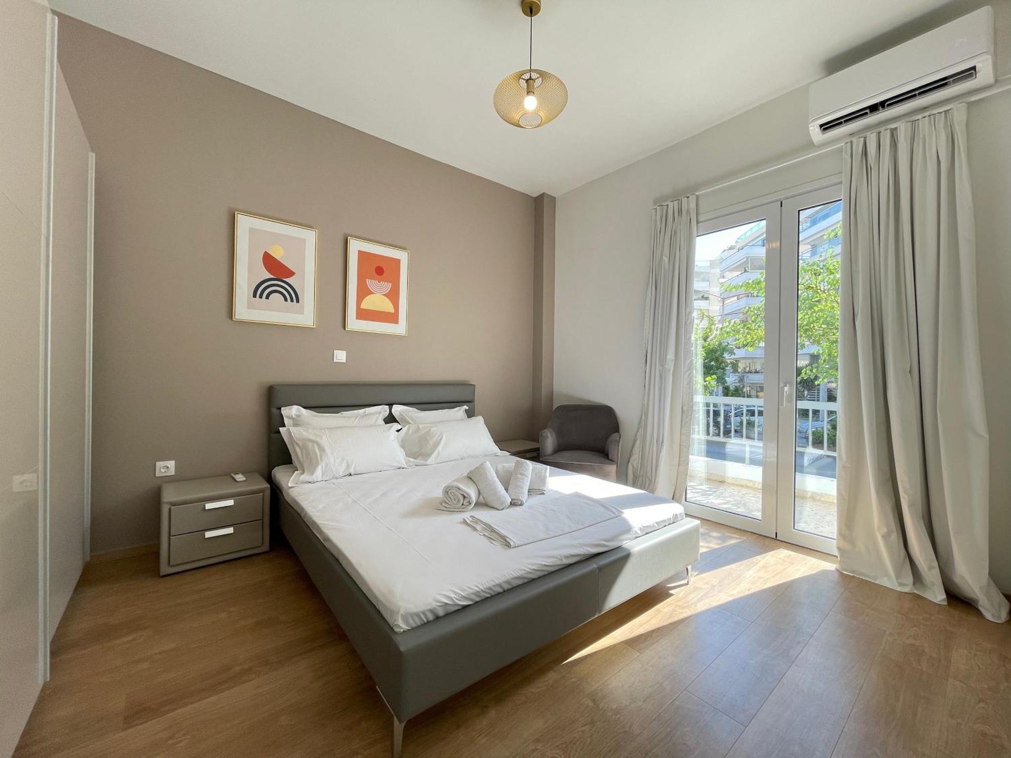 Athenean Bnb Seaside Serenity Steps From The Riviera Luaran gambar