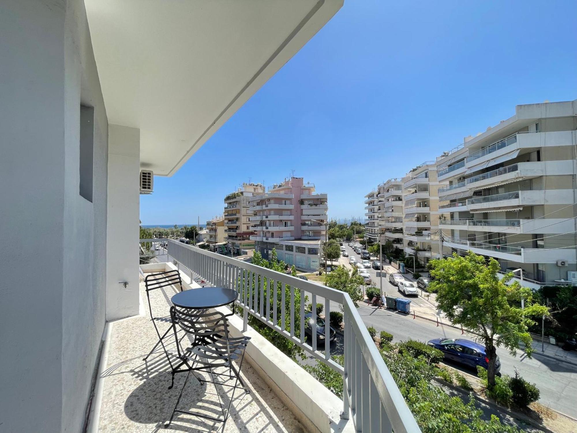 Athenean Bnb Seaside Serenity Steps From The Riviera Luaran gambar