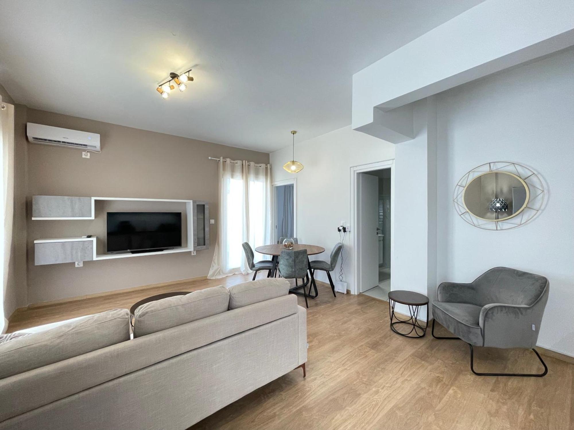 Athenean Bnb Seaside Serenity Steps From The Riviera Luaran gambar